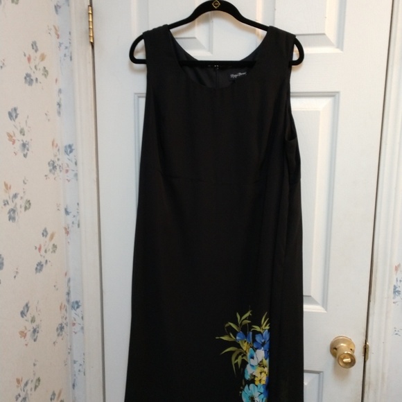 Maggie Barnes Dresses & Skirts - Maggie Barnes Black Sleeveless Party Dress